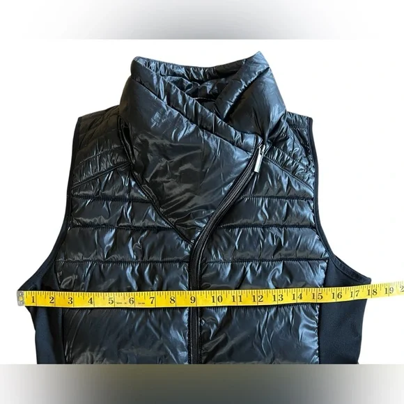 Calvin Klein Performance Black Funnel-Neck Puffer Full-Zip Vest Sz XS Athleisure - Picture 9 of 10